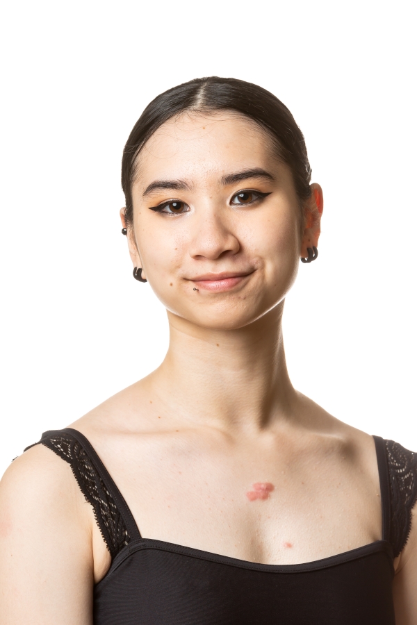 Photo of BalletMet Trainee Emi Makimura