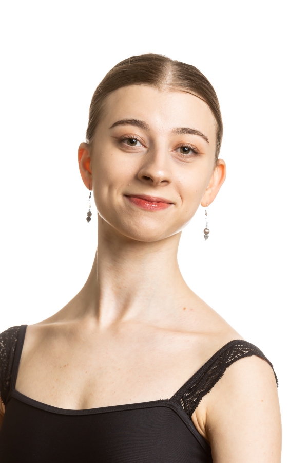 Photo of BalletMet Trainee Keiko Salms
