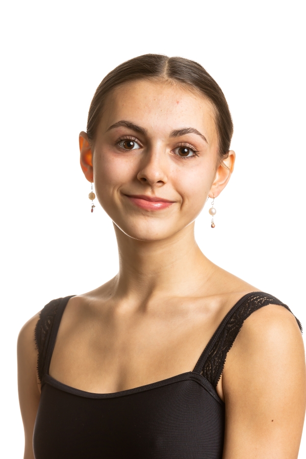 Photo of BalletMet Trainee Mila DeCola