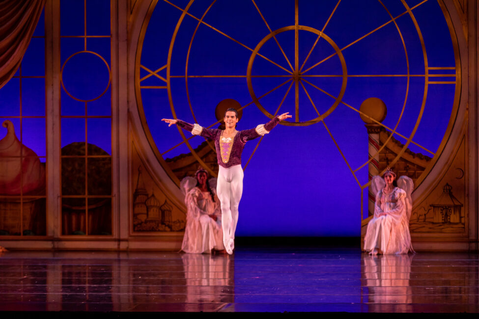 BalletMet performs Gerard Charles' ballet The Nutcracker