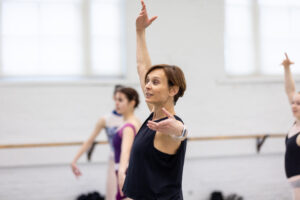 Rebecca Metzger works with BalletMet trainees to restage Balanchine's Walpurgisnacht.