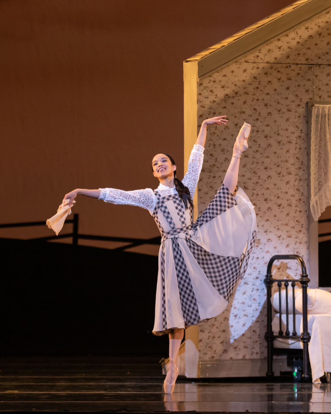 Erica Alvarado in Edwaard Liang's Dorothy and the Prince of Oz