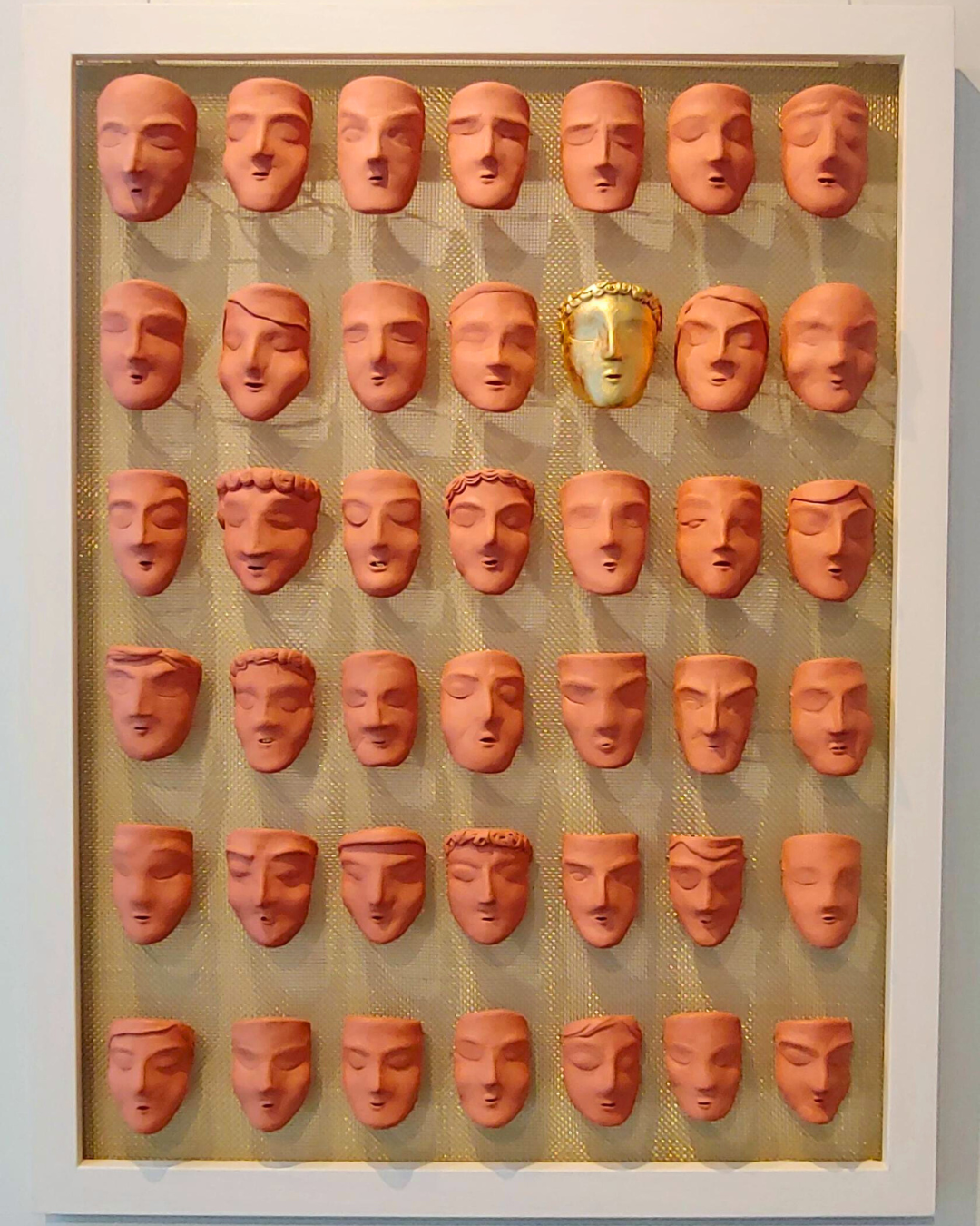 Sculpture work as a part of Remi Wörtmeyer's series entitled "United in Isolation."
