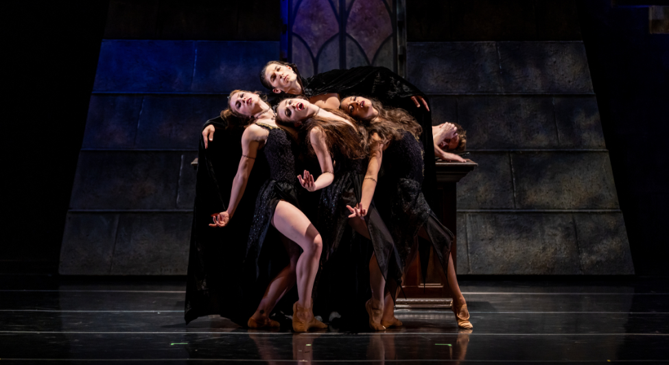 BalletMet performs David Nixon's ballet Dracula