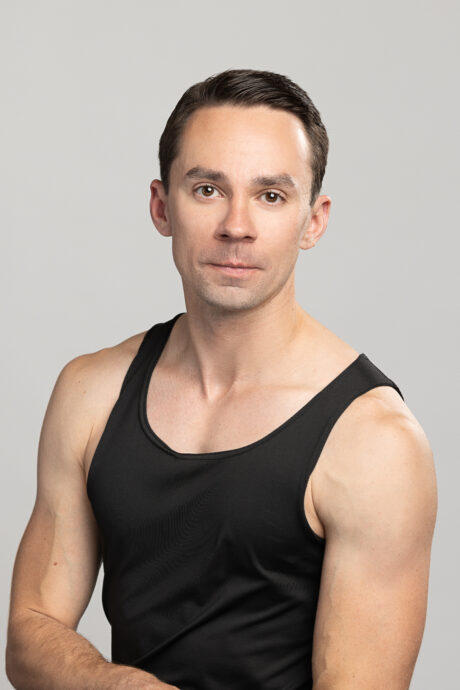 Headshot of BalletMet Company Dancer Alvin Tovstogray