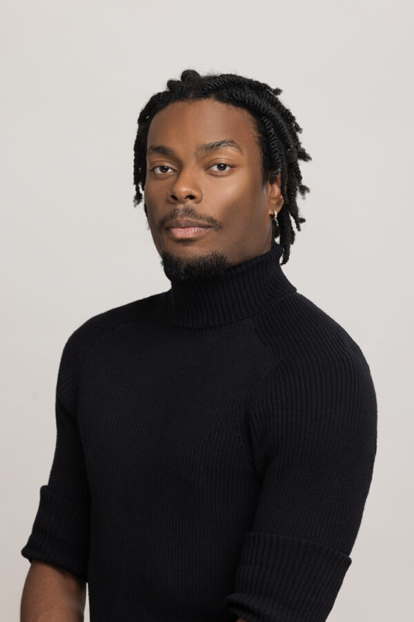 Headshot of BalletMet Company Dancer Vincent Van Harris